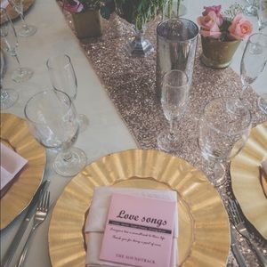 rose gold sequence table runners